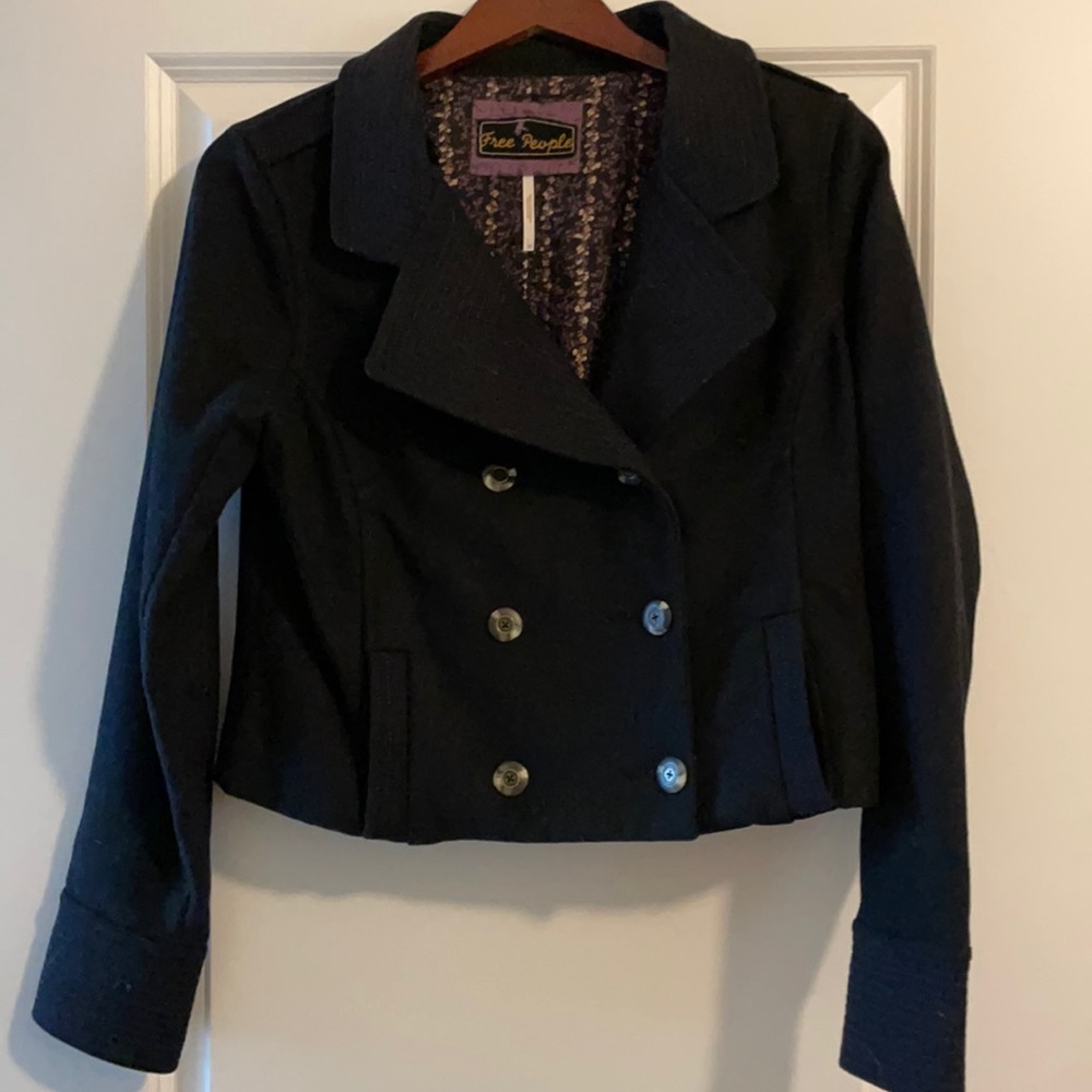Free people pea coat jacket. Size 10. Lightly used, good condition.